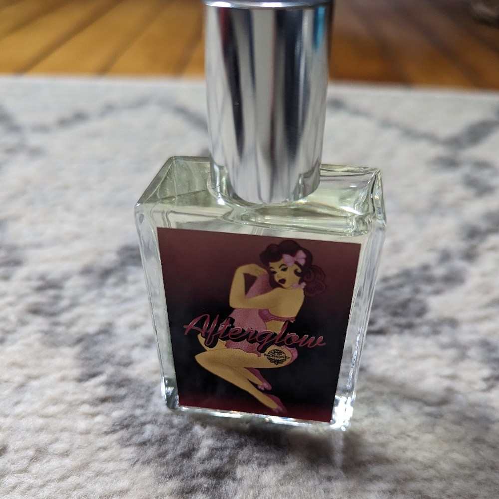 Brand New Sucrebeille Afterglow Perume